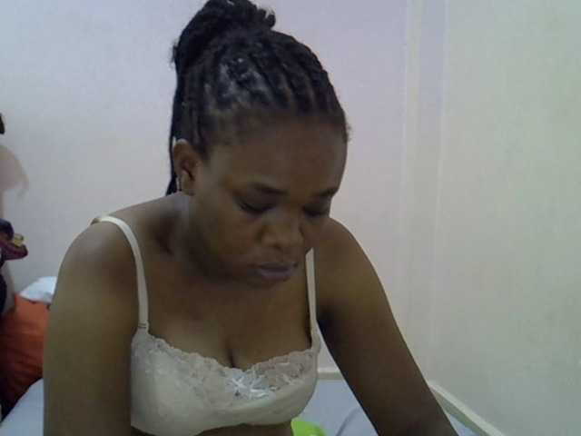 Ebonybootygirl — Freechat on BongaCams