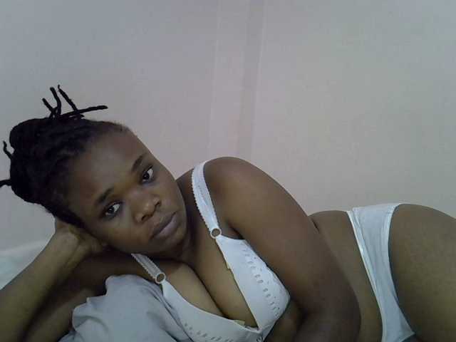 Ebonybootygirl's BongaCams show and profile