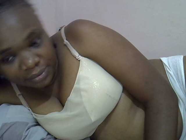 Ebonybootygirl's BongaCams show and profile