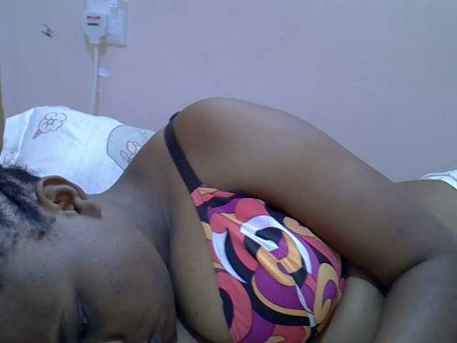 Ebonybootygirl's BongaCams show and profile