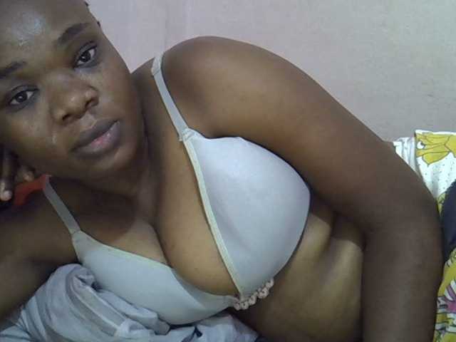 Ebonybootygirl's BongaCams show and profile