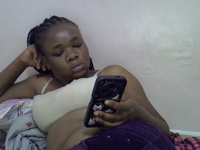 Ebonybootygirl's BongaCams show and profile