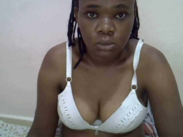 Ebonybootygirl's BongaCams show and profile