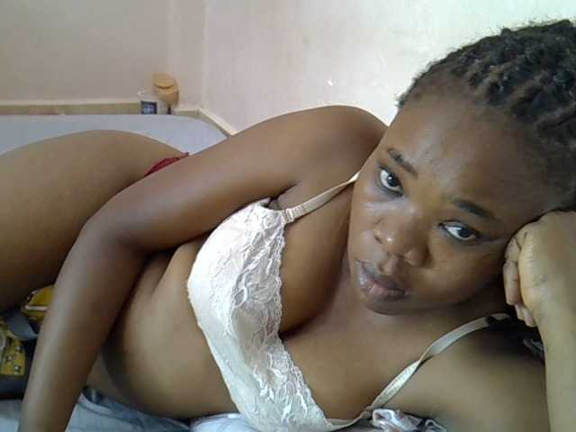 Ebonybootygirl's BongaCams show and profile