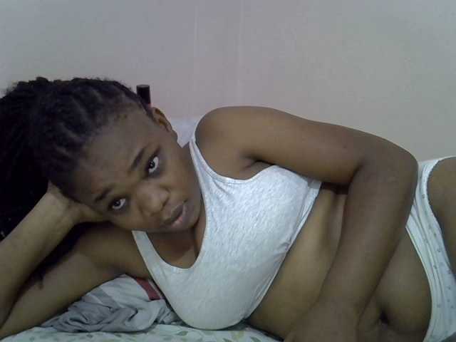 Ebonybootygirl's BongaCams show and profile