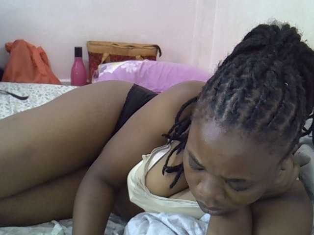 Ebonybootygirl from BongaCams is Freechat