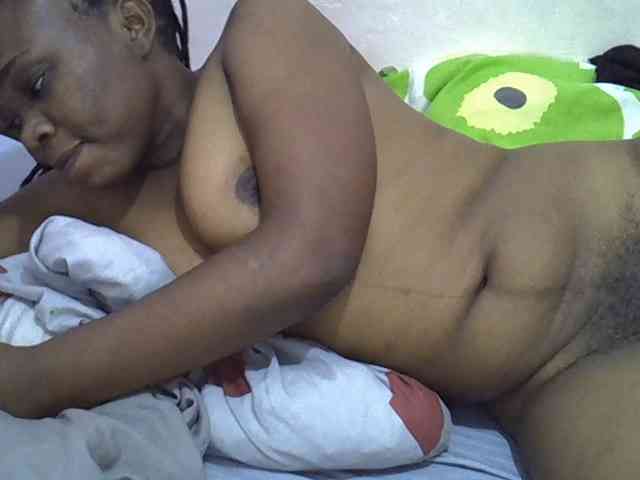 Ebonybootygirl webcam