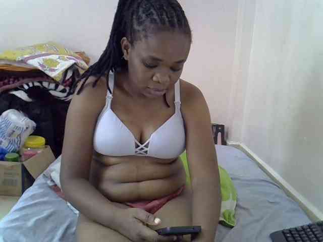 Ebonybootygirl webcam