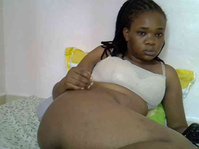 Ebonybootygirl webcam