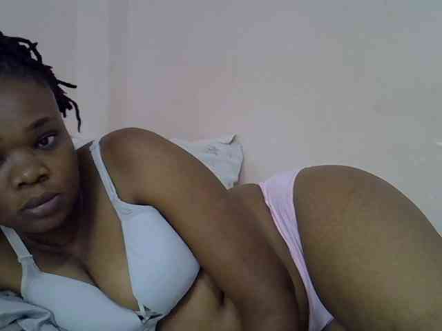 Ebonybootygirl webcam