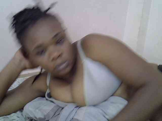 Ebonybootygirl webcam