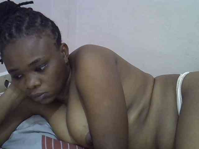 Ebonybootygirl webcam