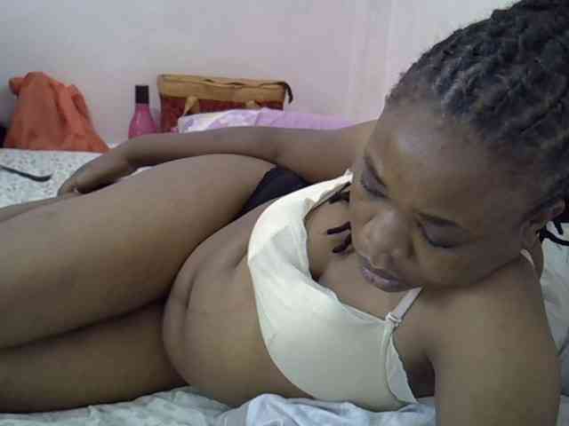 Ebonybootygirl webcam