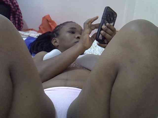 Ebonybootygirl webcam