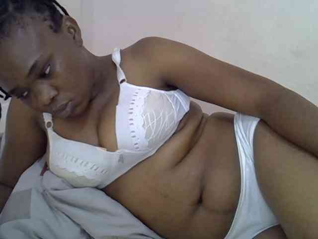 Ebonybootygirl webcam