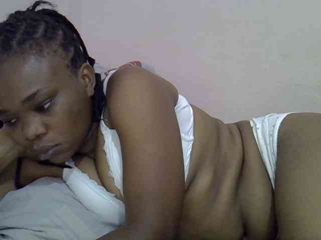 Ebonybootygirl webcam