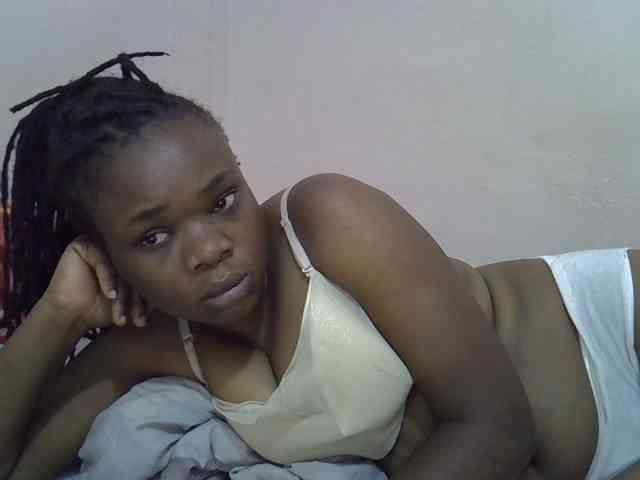 Ebonybootygirl webcam