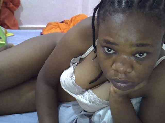 Ebonybootygirl webcam