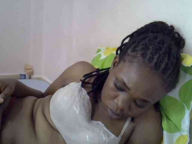 Ebonybootygirl webcam