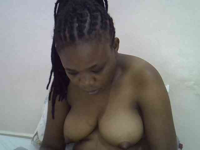 Ebonybootygirl webcam