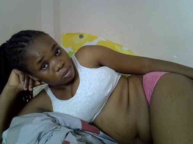 Ebonybootygirl webcam