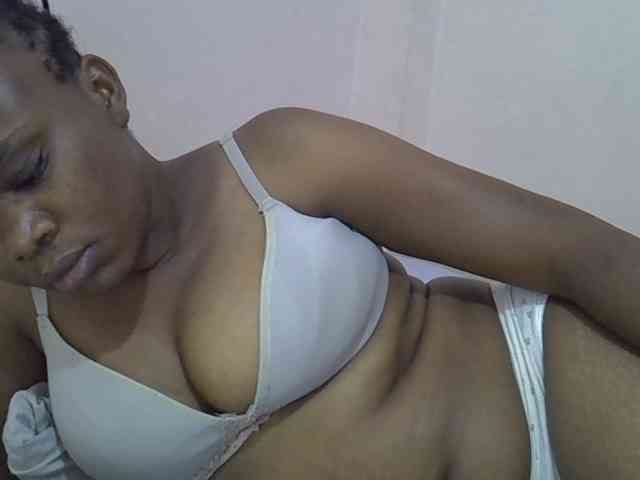 Ebonybootygirl webcam