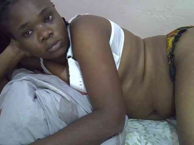 Ebonybootygirl webcam