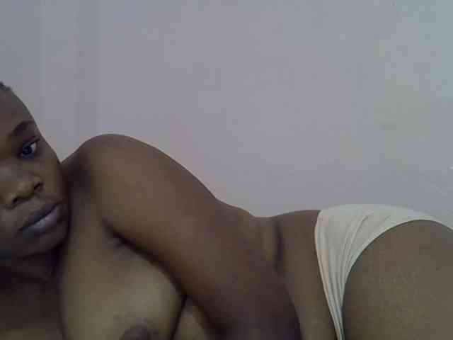 Ebonybootygirl webcam