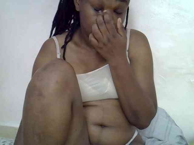 Ebonybootygirl webcam