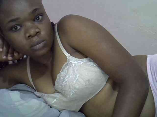 Ebonybootygirl webcam