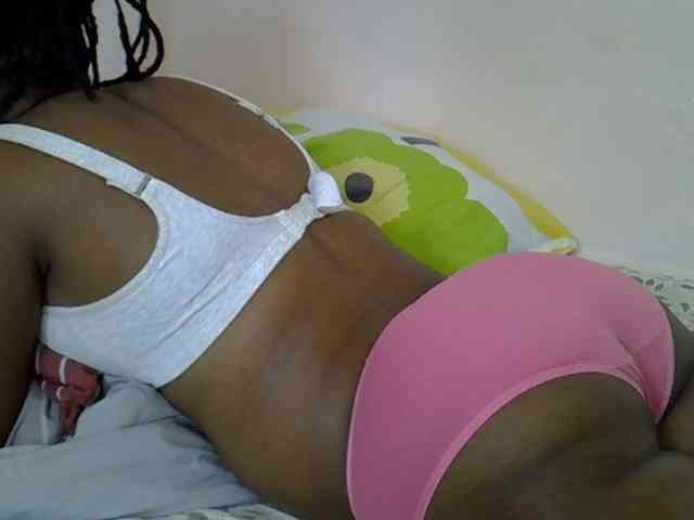 Ebonybootygirl webcam