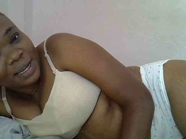 Ebonybootygirl webcam