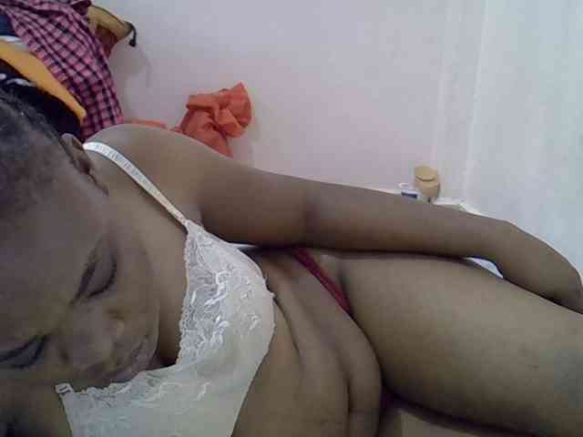 Ebonybootygirl webcam