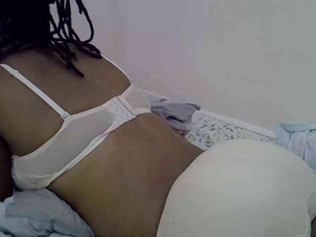 Ebonybootygirl webcam