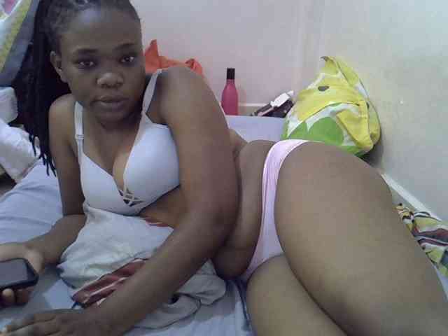 Ebonybootygirl webcam