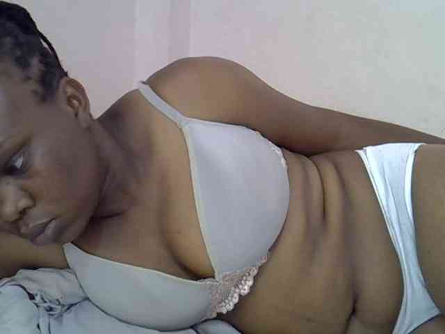 Ebonybootygirl webcam