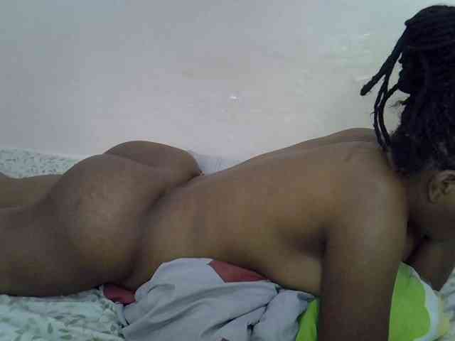 Ebonybootygirl webcam