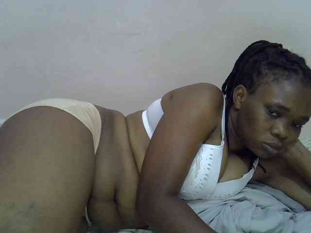 Ebonybootygirl webcam