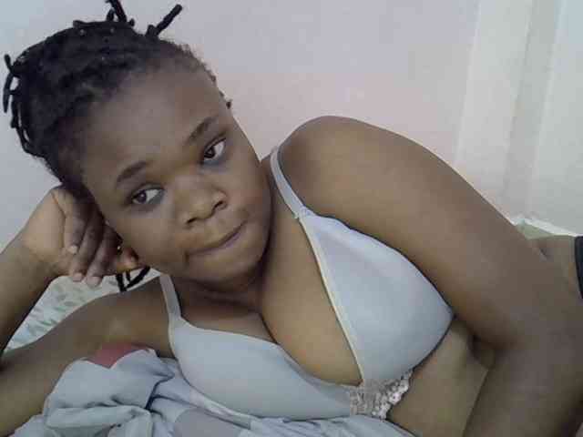 Ebonybootygirl webcam