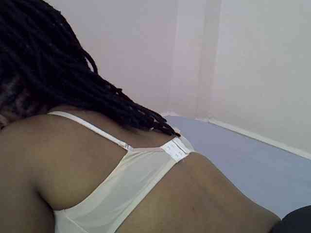 Ebonybootygirl webcam