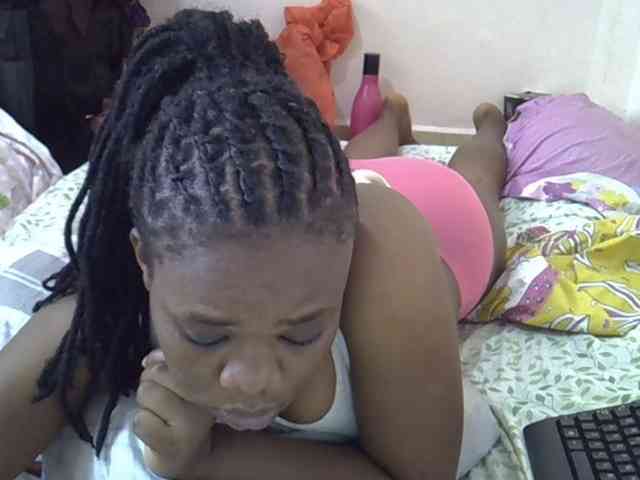 Ebonybootygirl webcam