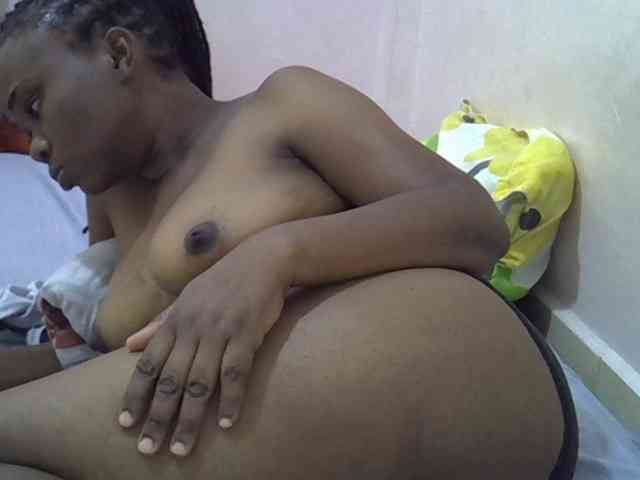 Ebonybootygirl webcam