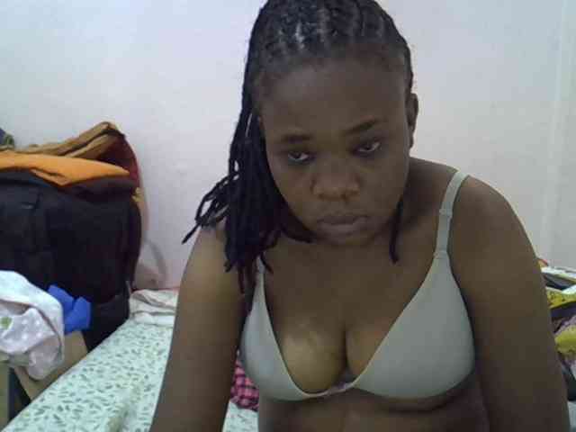 Ebonybootygirl webcam