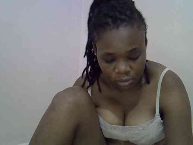 Ebonybootygirl webcam