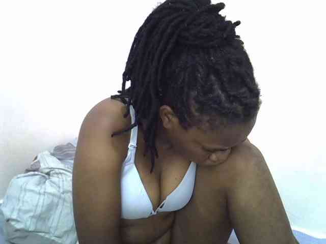 Ebonybootygirl webcam