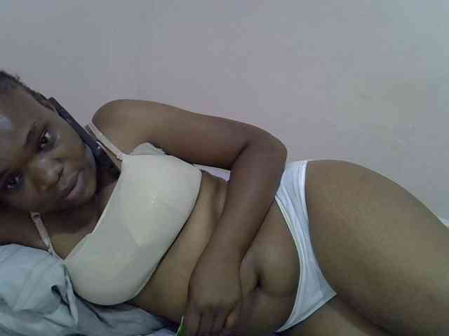 Ebonybootygirl webcam