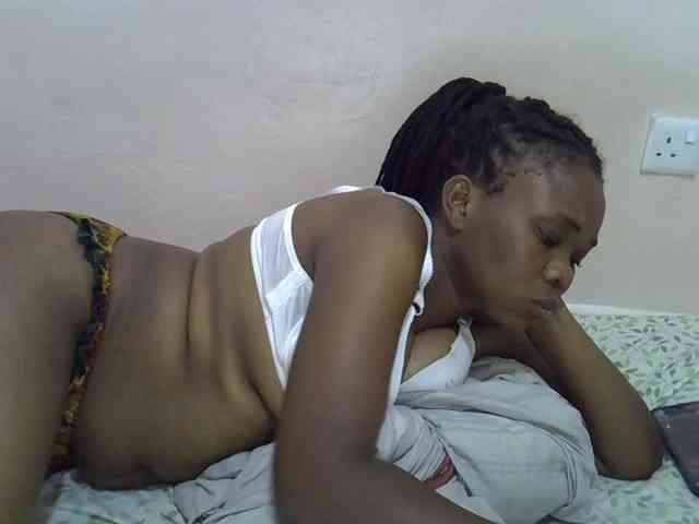 Ebonybootygirl webcam