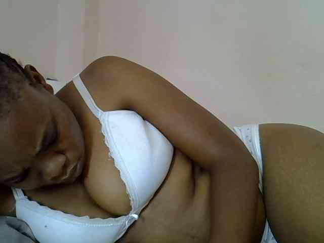 Ebonybootygirl webcam