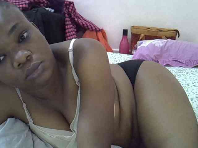 Ebonybootygirl webcam