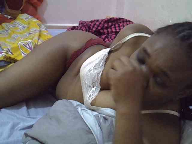 Ebonybootygirl webcam